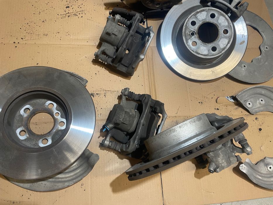 Сирачни дискове и апарати оригинал за  BMW  Седан (G20) 320 i/2020г./