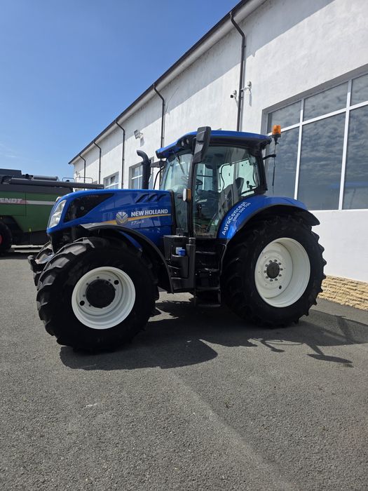 Tractor New Holland T 7.215 S