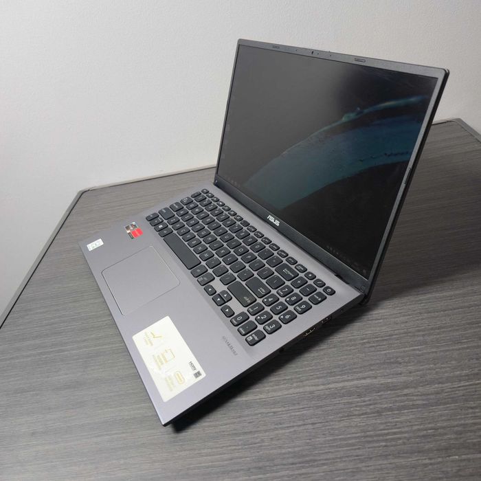 ASUS VivoBook Ryzen 5 SSD 240/8 GB