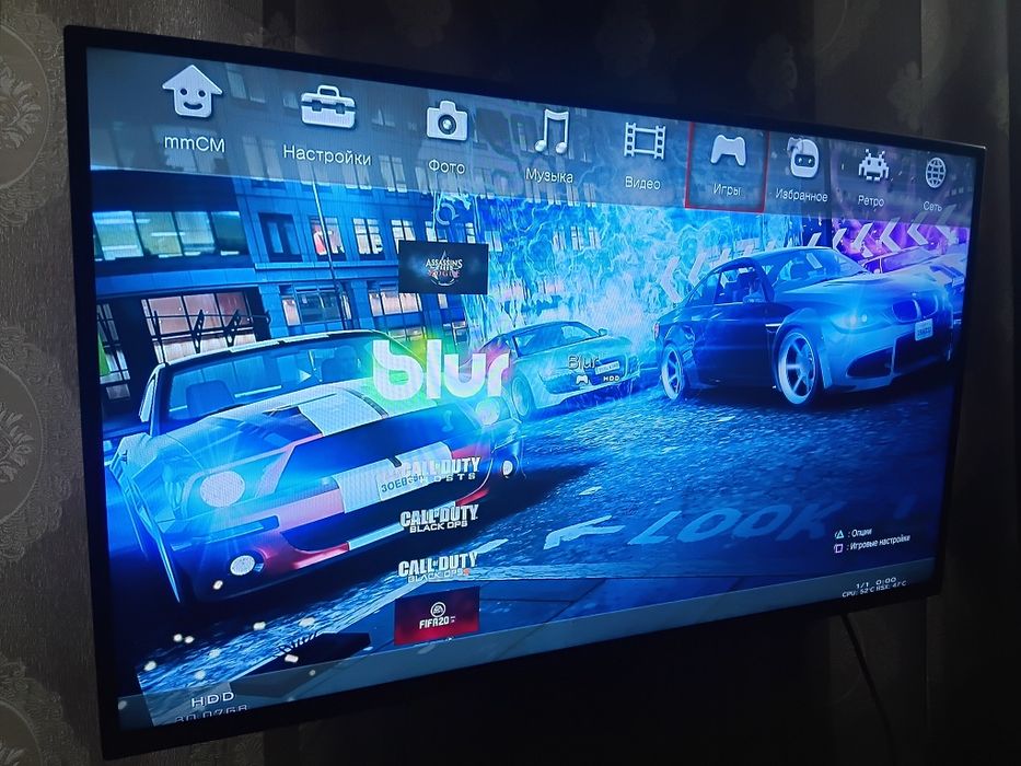 PS3 slim ideal o'yinlarni yozilgan djoystiklari bor