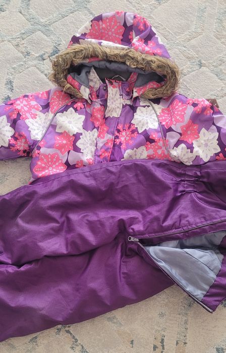 Продам зимний комбенезон  Huppa