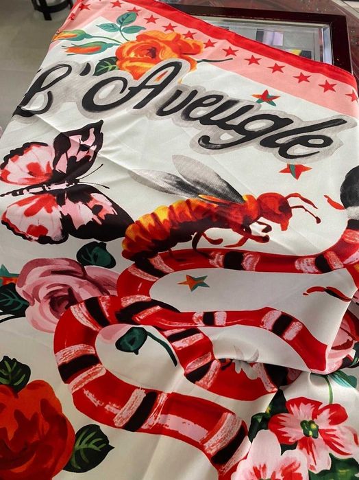 Копринен шал GUCCI