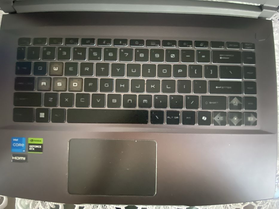 Leptop gaming msi nou