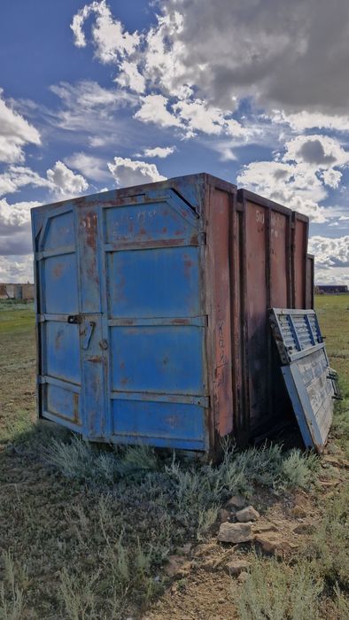 Продам контейнеры