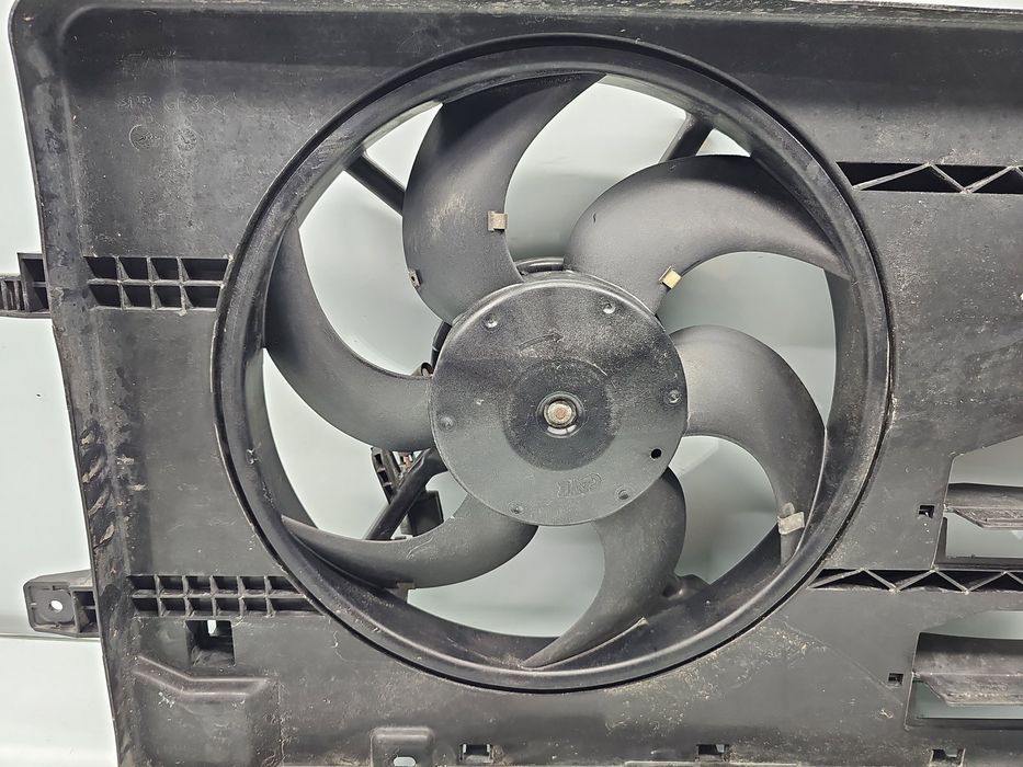 Electroventilator MITSUBISHI Colt [Fabr 2002-2013] 1350A071 1.3 Benz 1