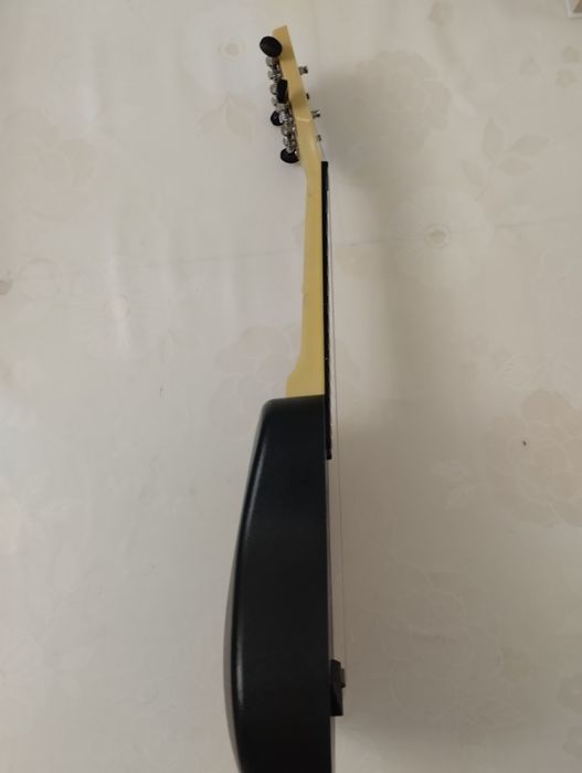 Укулеле. Flight. С чехлом и самим укулеле