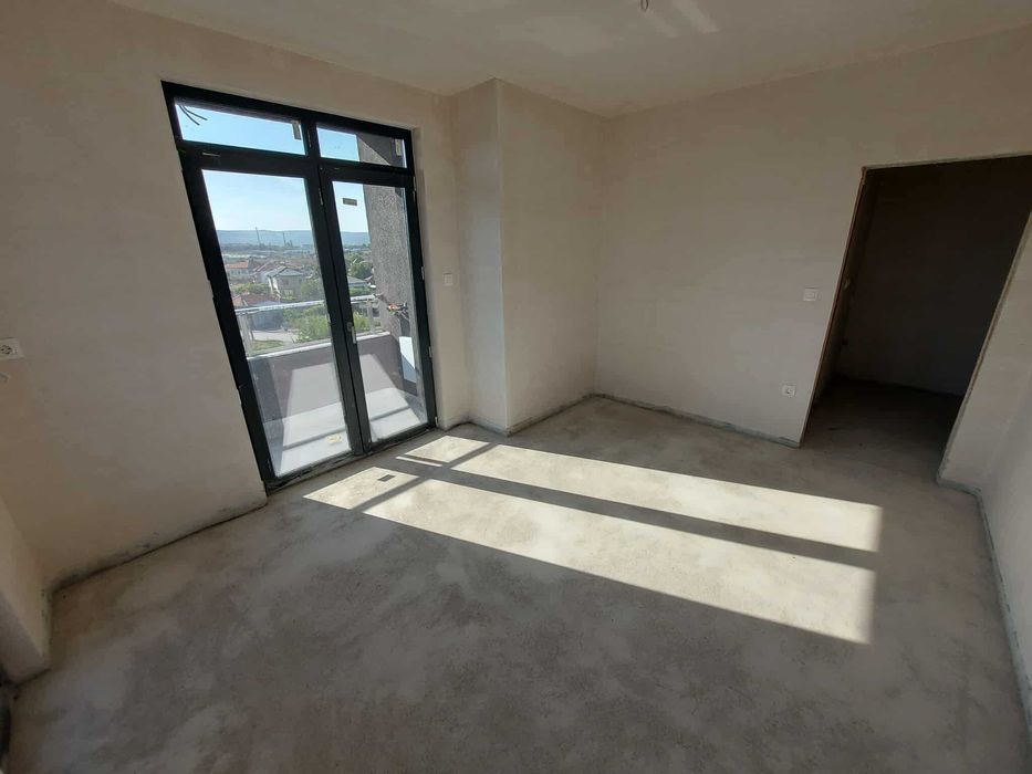 Продава се Тристаен апартамент в Търговище, Център - 104 кв.м за 1079 €/кв.м - Снимка #5