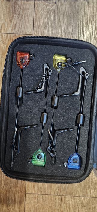 Set swingere pescuit crap – 4 bucăți cu iluminare