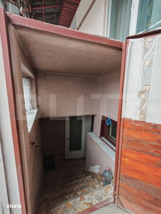 Casa 279 mp, teren 1400 mp, in Mihai Viteazu