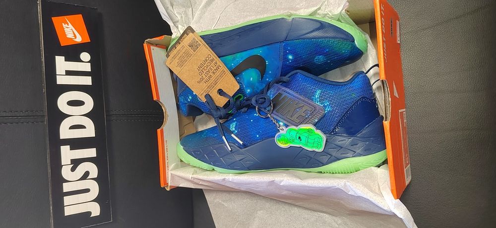 Nike Team Hustle Lego, номер 39