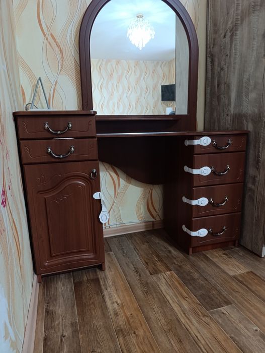 Туалетный столик