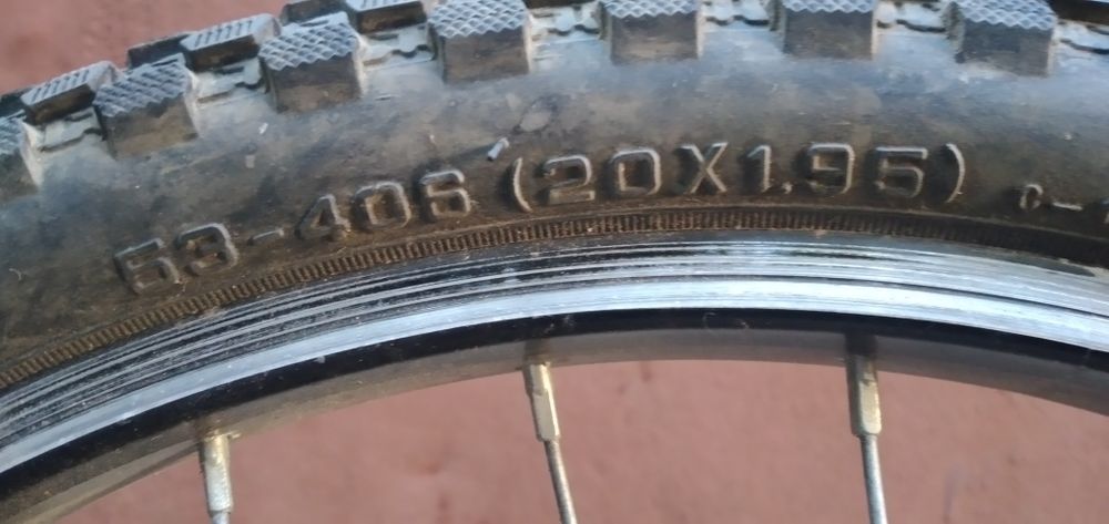 Bicicletă copii 6-9 ani.