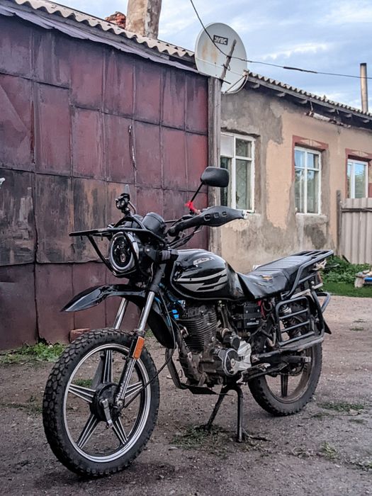 Мотоцикл Gsx Suzuki
