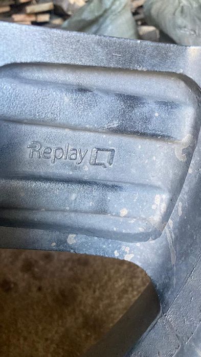 Продам шины диски от лексус 470