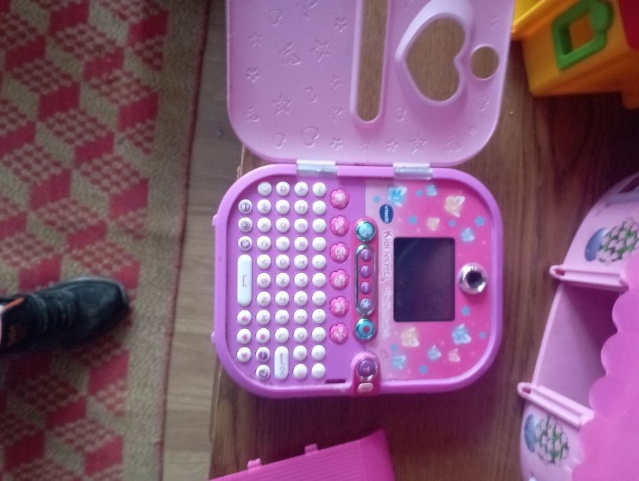 Vând jucări de copii