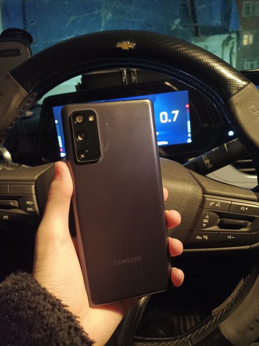 Samsung s20 fe 128гб