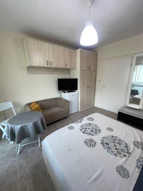 Eдностаен апартамент (студио) под наем.