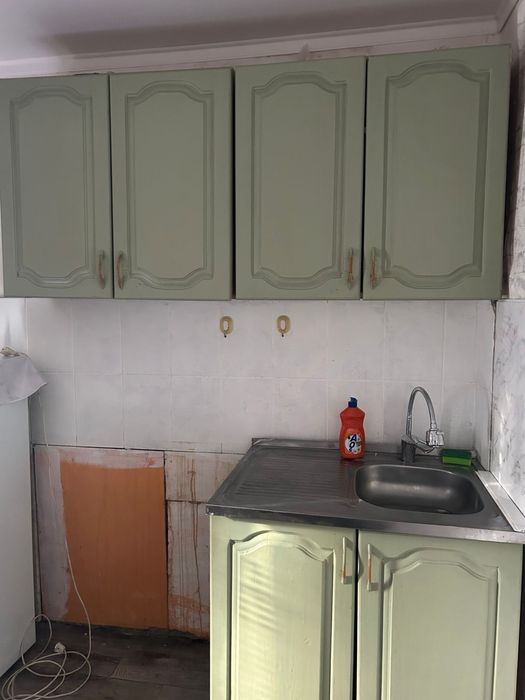 Стулья диван отдам беспоатно