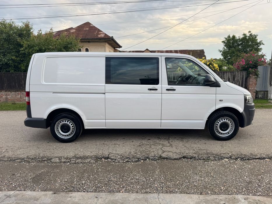 Transporter 2.0 2012 modelul lung 140cp