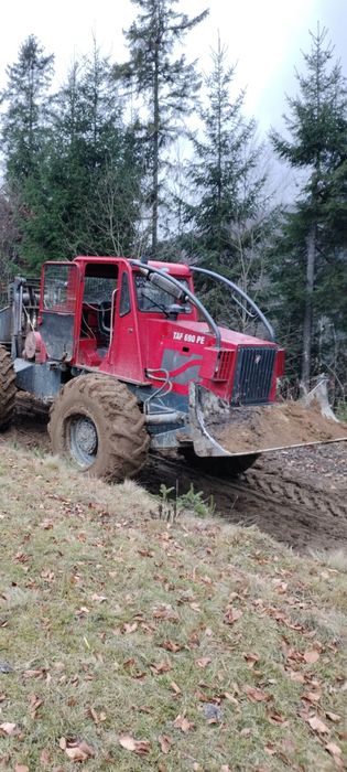 Vând taf Perkins 690