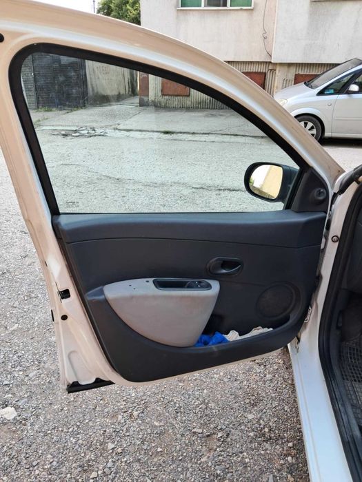 Продавам Рено Клио 3 1.2,бензин/газ