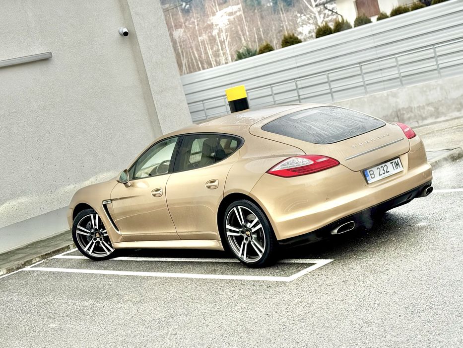 Porsche Panamera 3.6 300cp
