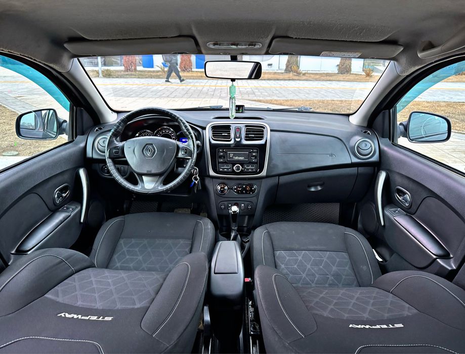 Renault Sandero/автомат/2015г/KZ учет