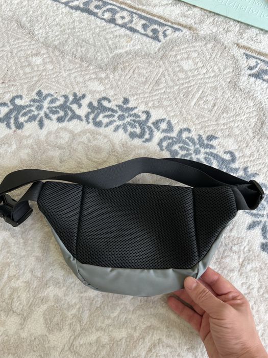 Продам мужскую сумку оригинал