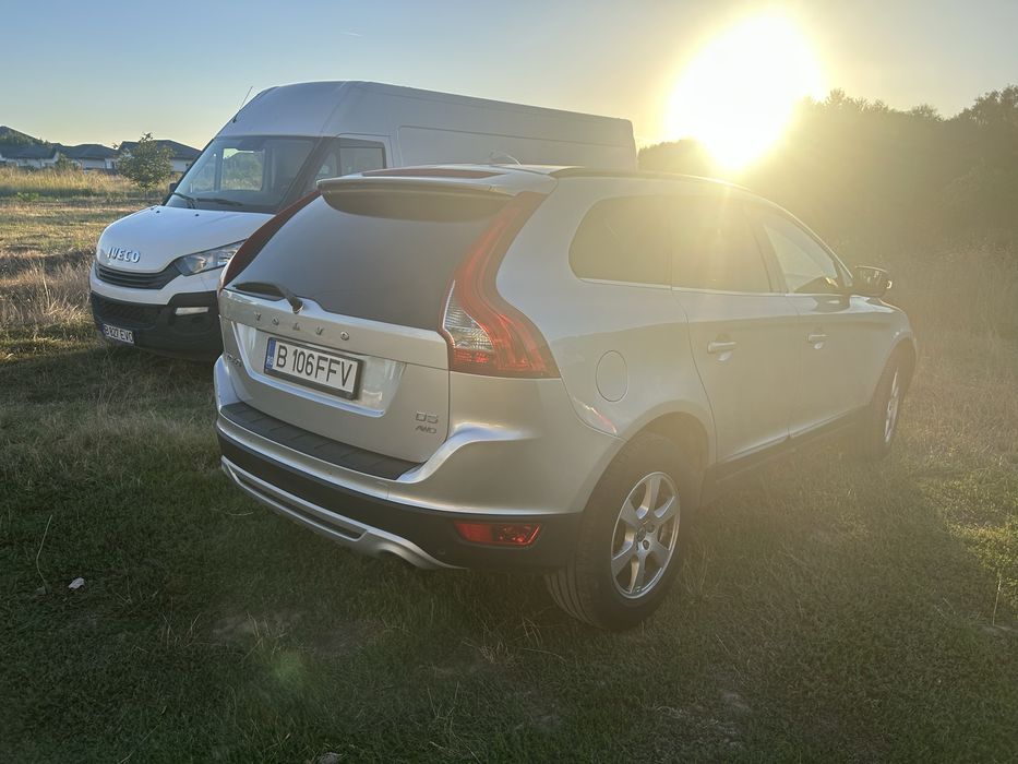 Volvo XC60 2.4 D5 AWD 215 cai