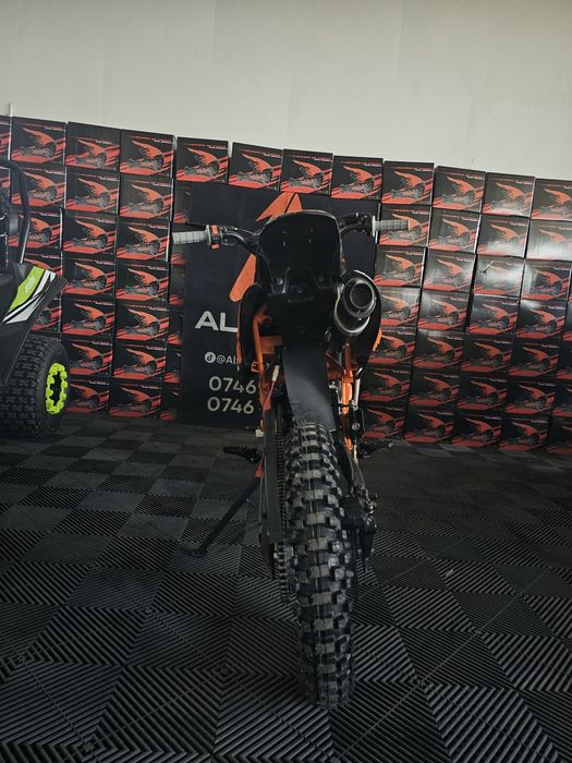 Moto cross bike motoretă 125cc 4t Hurricane Kxd ProGermany manual 4 trepte viteza  Nou cu garantie roti 17/14