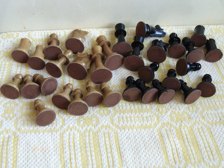 Бакелитови фигури за шах