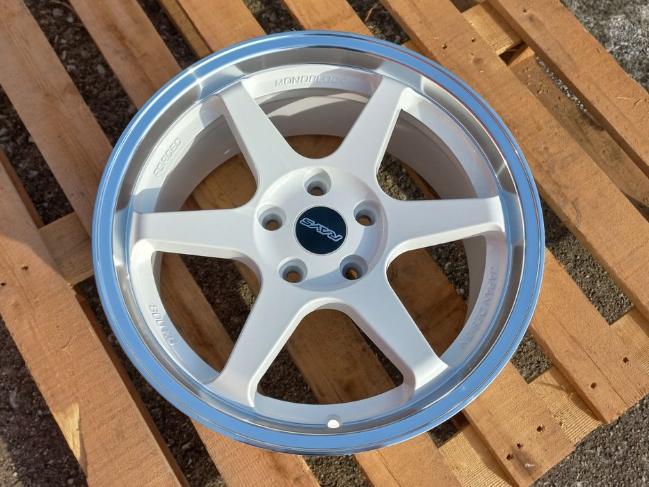 17" 5х114.3 Rays T37 Diamond Lip White Volk Racing 7.5j et 35 Чисто Нови