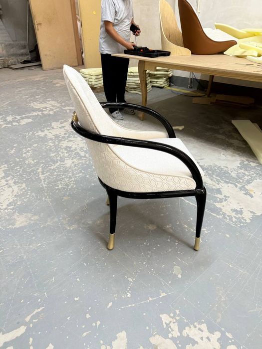 Стол стул ажойиб нархда