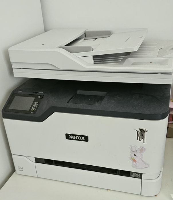 Imprimanta laser multifunctionala  - model  Xerox C235