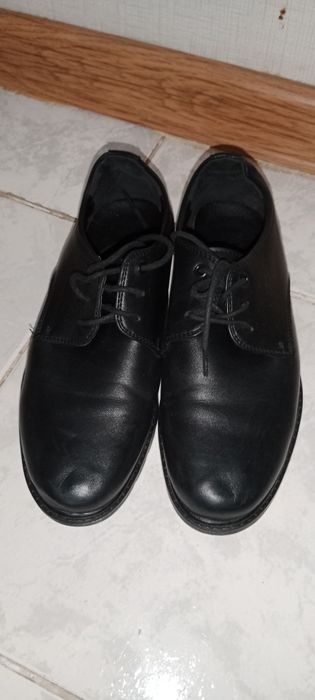 Новый школьный туфли