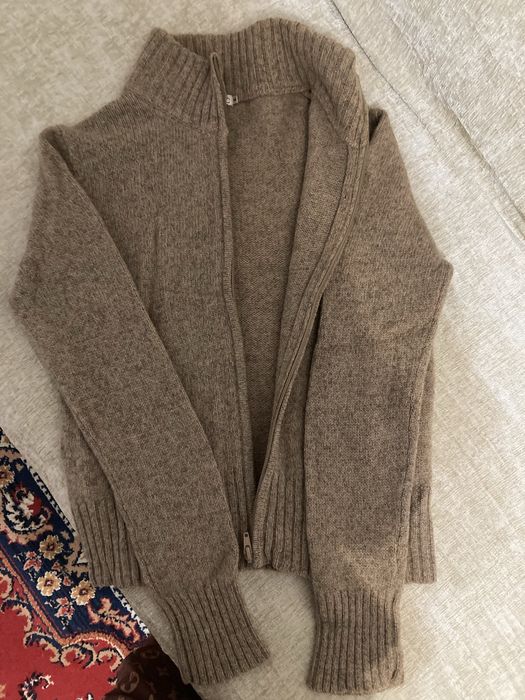 Кофта женская, б/у, 2500