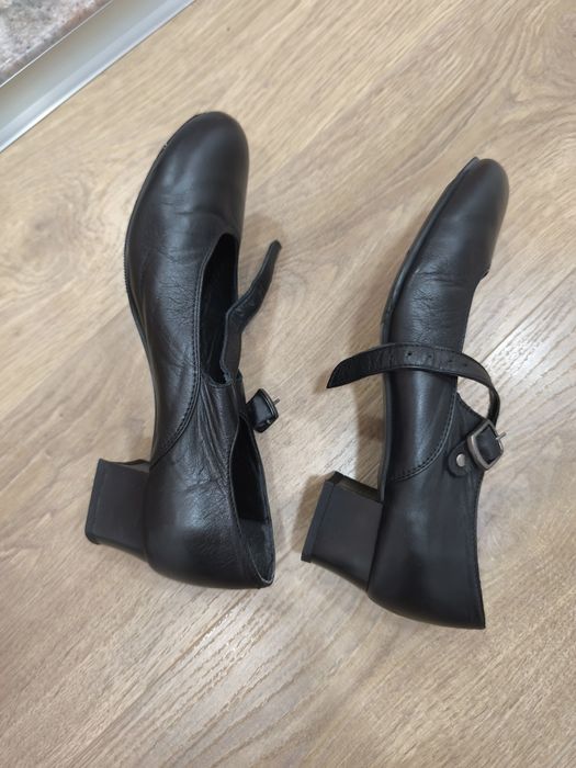 Скрапини от естествена кожа