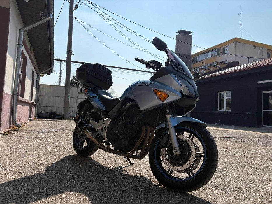 Motocicleta Honda CBF600 din 2005