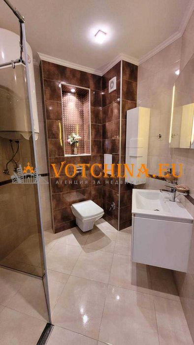 Продава се Тристаен апартамент в Варна, Център - 129 кв.м за 1107 €/кв.м - Снимка #12