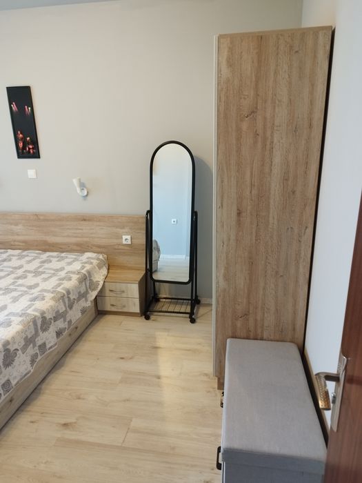 Дава се под наем Тристаен апартамент в Плевен, Идеален център - 60 кв.м за 408 € - Снимка #2