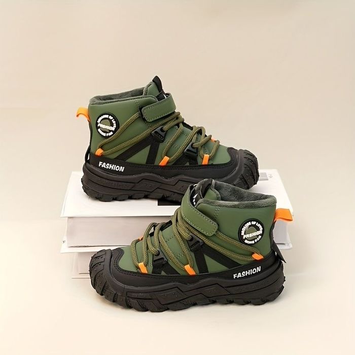 Ботинки десткие  утепленные 30р