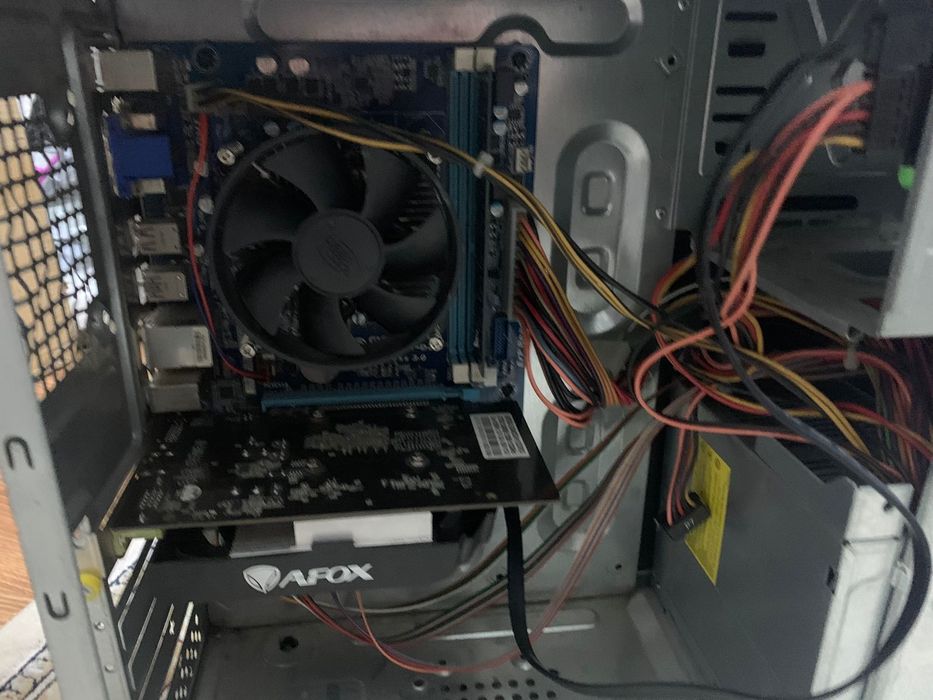 Продам системный блок офисный