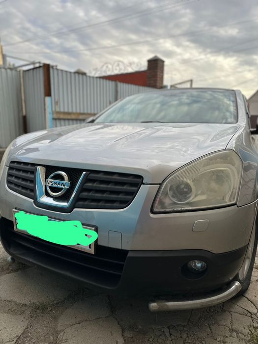 Срочно продам Nissan Qashqai
