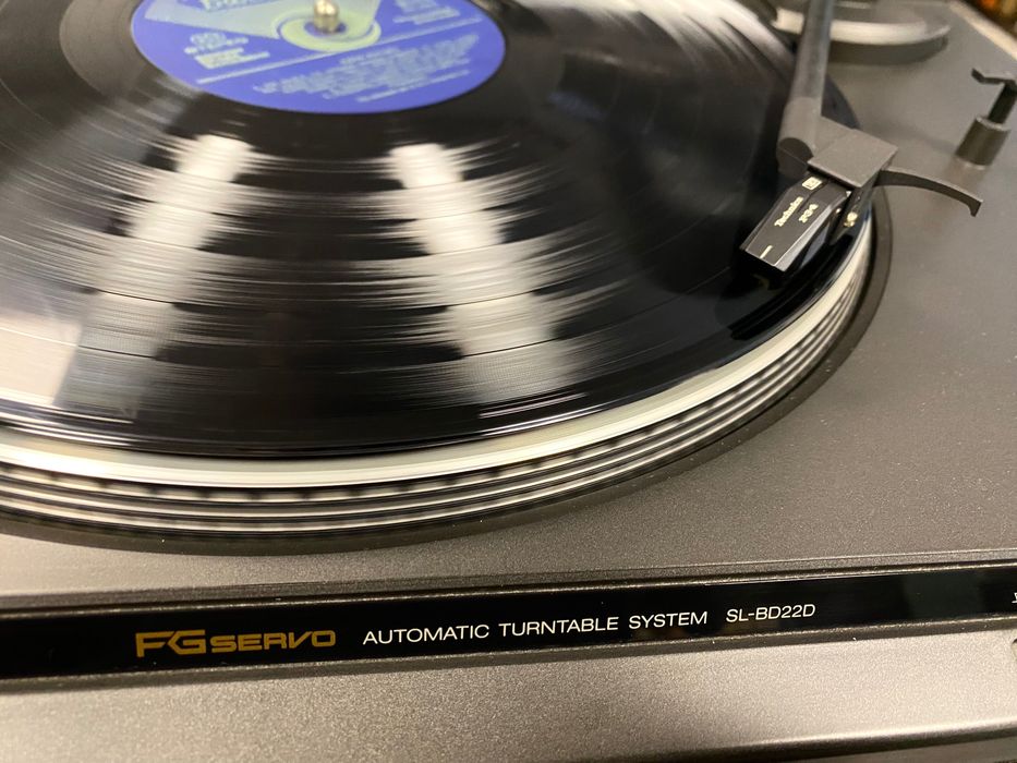 Идеален грамофон Technics