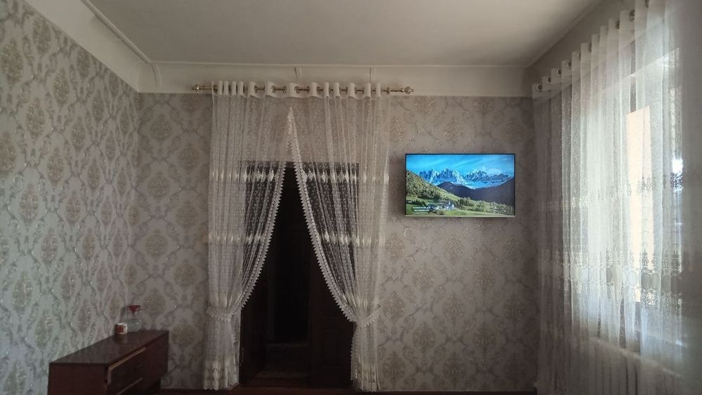 Ховли сотилади, срочна