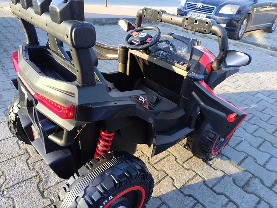 SAFARI двуместен акумулаторен джип BEAST 4x4 червен