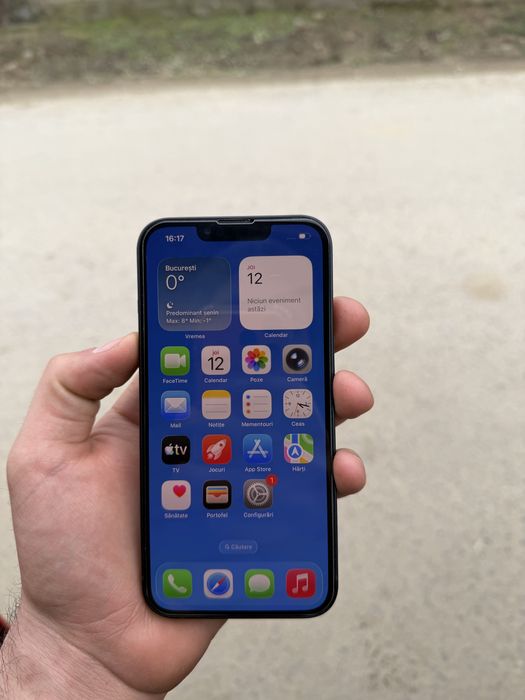 Vand IPhone 13 black 85% bateria originala