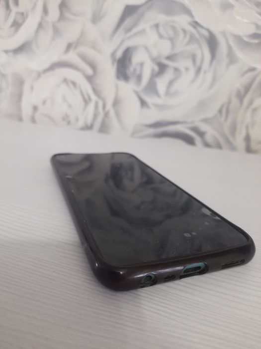 Продам или обменяю телефон Realmi 7i