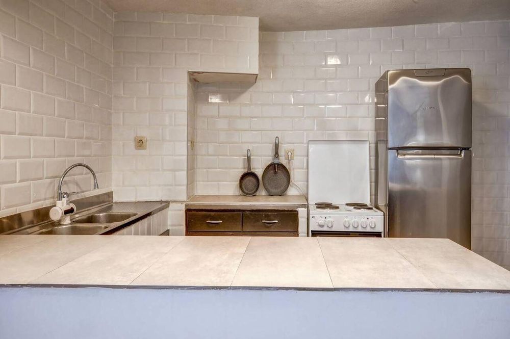 Дава се под наем Тристаен апартамент в Варна, Център - 90 кв.м за 800 € - Снимка #4