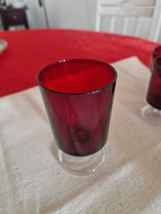 Комплект чаши (френско стъкло)